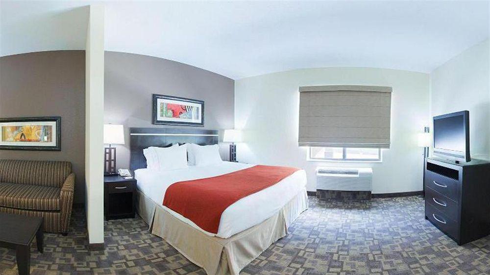 Holiday Inn Express Hotel And Suites Lincoln Airport By Ihg Extérieur photo