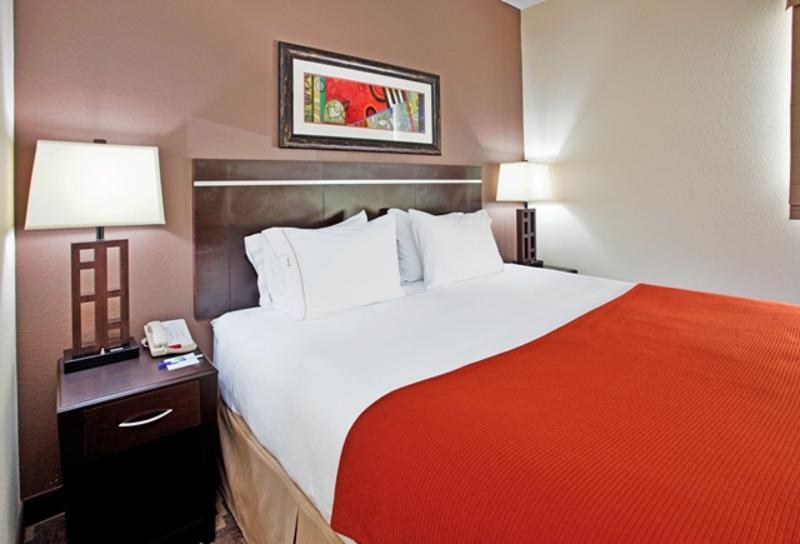 Holiday Inn Express Hotel And Suites Lincoln Airport By Ihg Extérieur photo